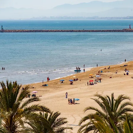 Con Vistas Al Mar En Appartamento