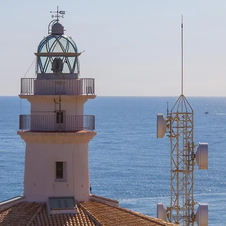 Con Vistas Al Mar En *
